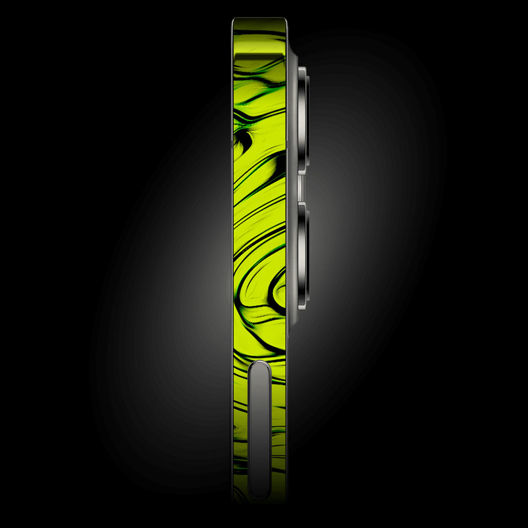 iPhone 13 SIGNATURE Hypnotic Jade Skin